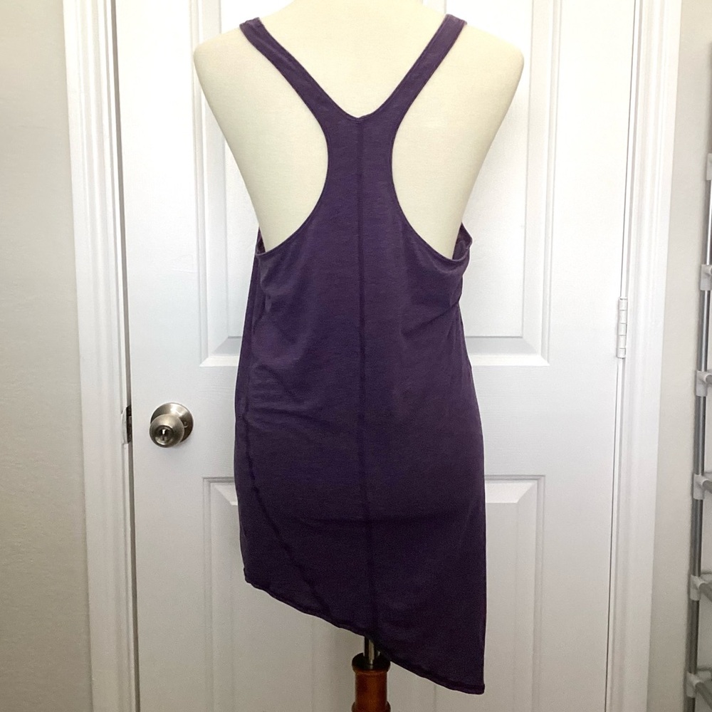 \Lululemon\ Torque Tank - Picture 12 of 16